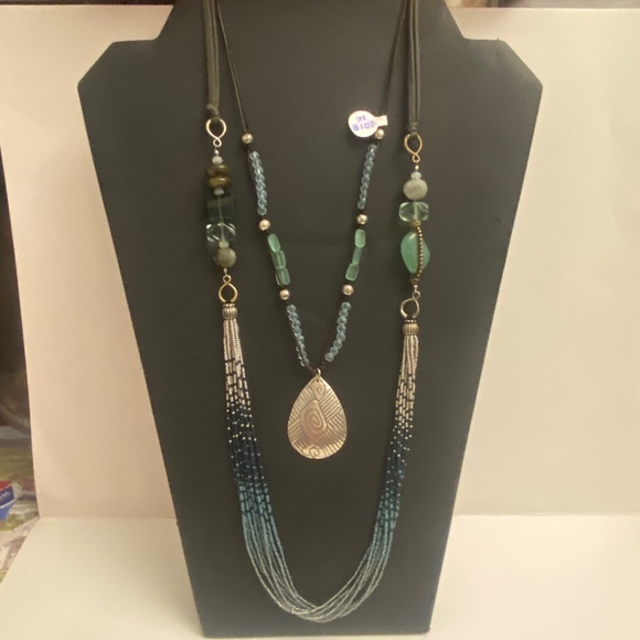 Silpada Sterling Silver RETIRED Blue Glass Beads and Leather Necklace - Picture 8 of 8